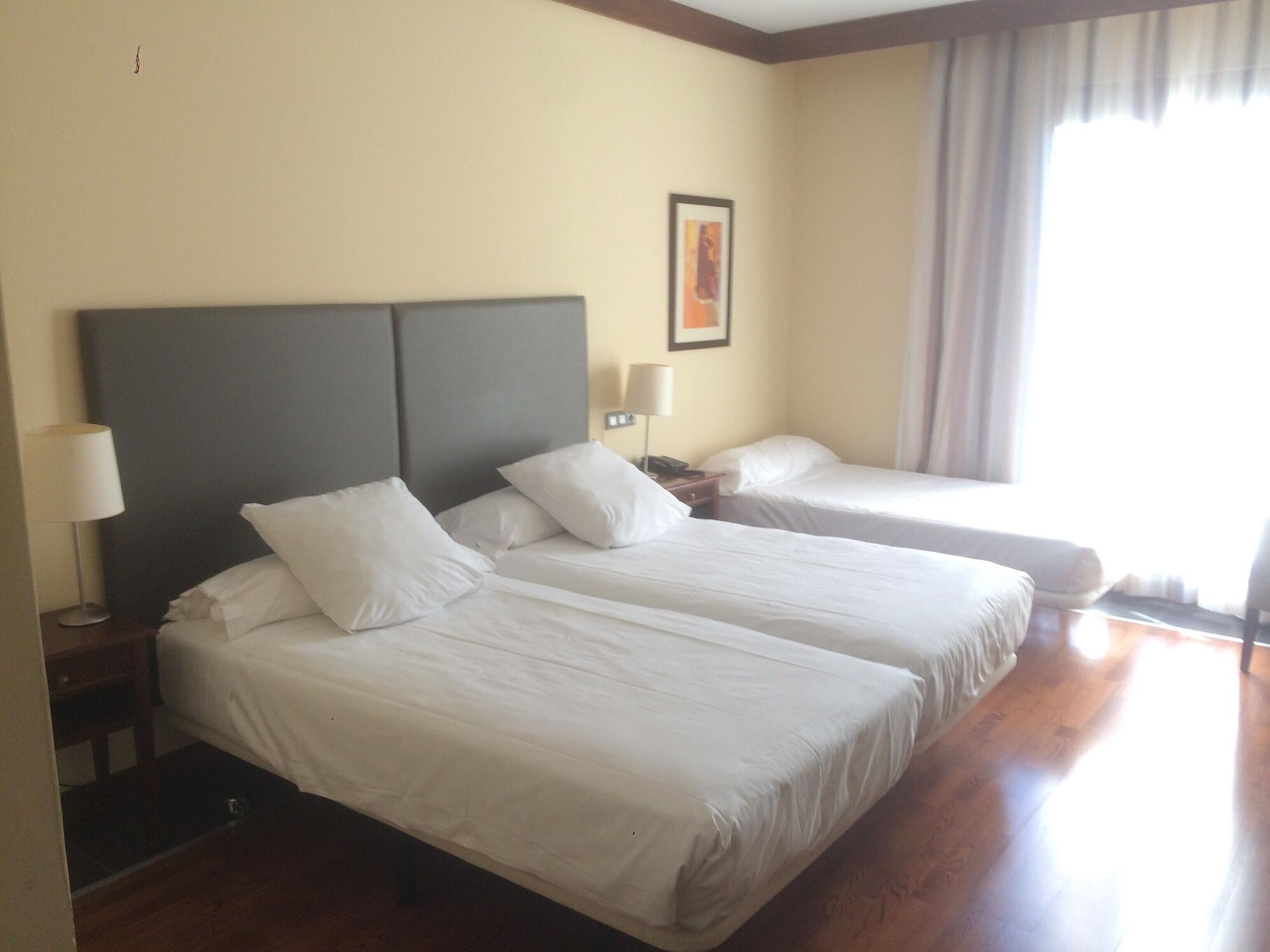 Hotel & Spa Real Badaguas Jaca Exterior photo